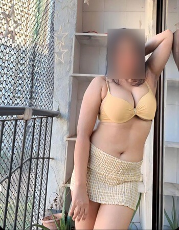 Agra call girl